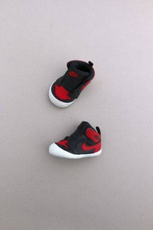 Chaussons Jordan 1 bébé Nike \u003e BébéMarques