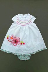 Robe brodée et bloomer  Catimini