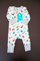 Pyjama doux l&eacute;ger neuf   Love to dream