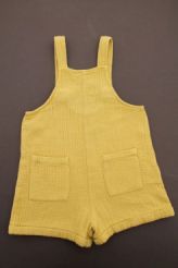 Salopette short gaufr&eacute;e  Zara