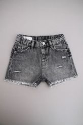 Short jean noir d&eacute;lav&eacute;  Zara